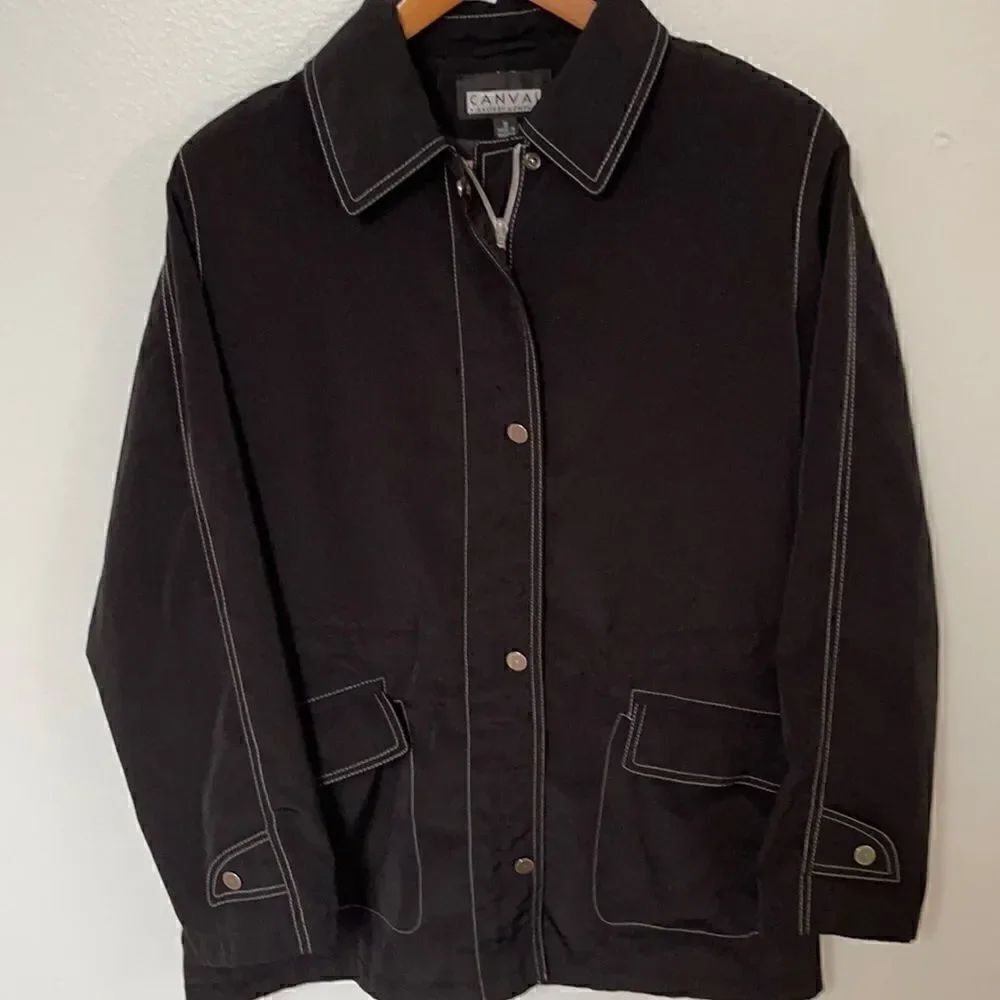 Gallery Jacket by Canvas. Size Medium.
